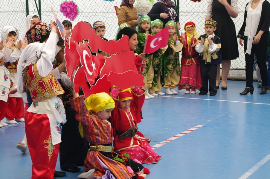 Nesrin Halit Zarbun’da okul öncesi şenliği ve mezuniyet töreni 15