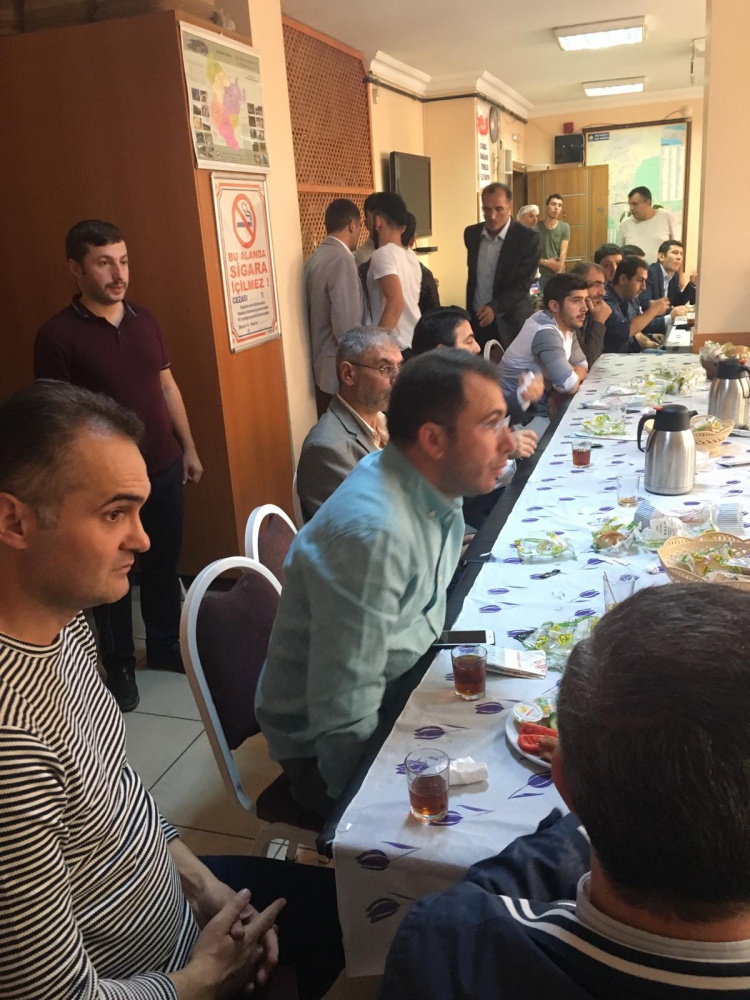 Sultanbeyli Gümüşhaneliler derneği gençler için bir araya geldi 15