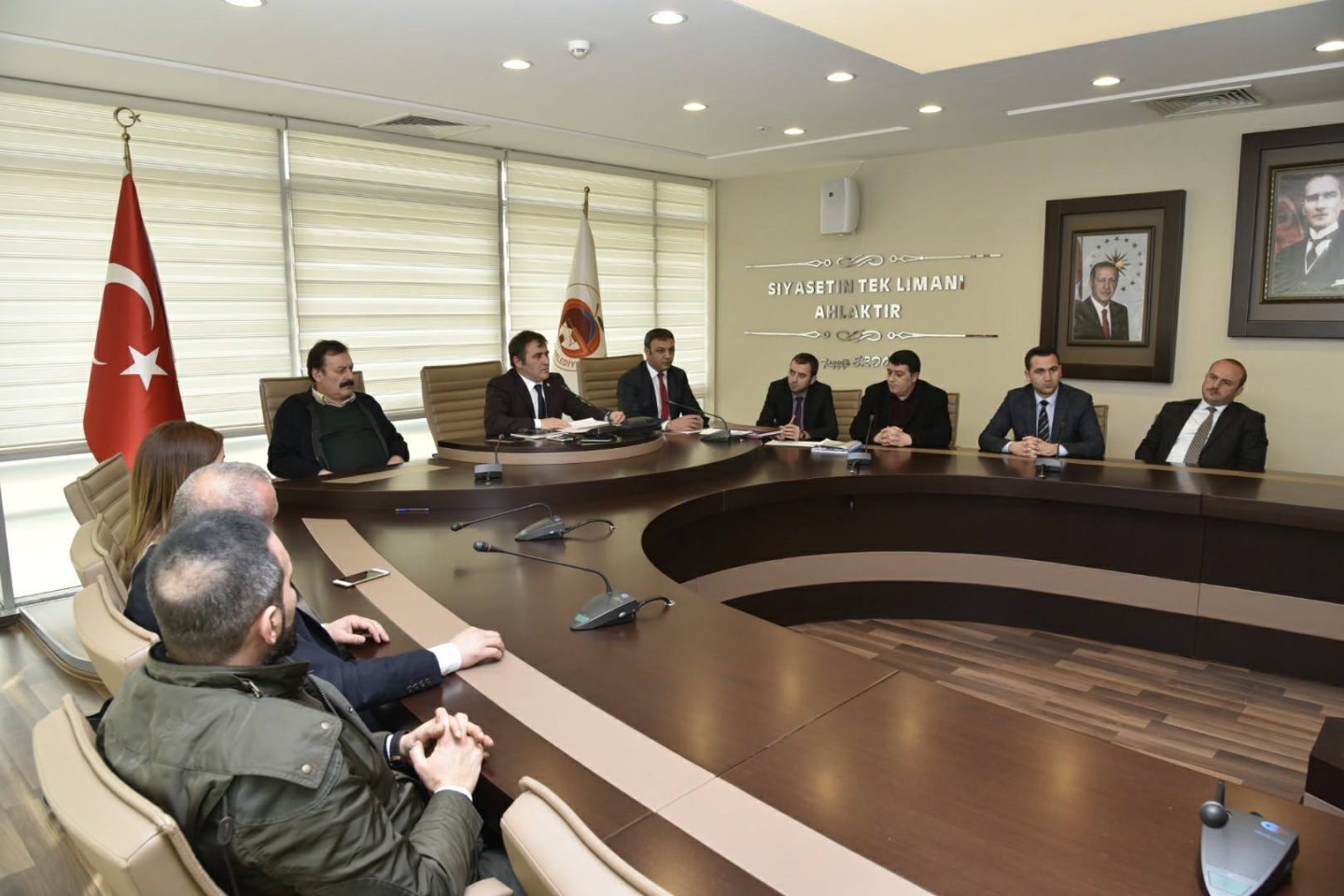 AVM ihalesi yapıldı 2