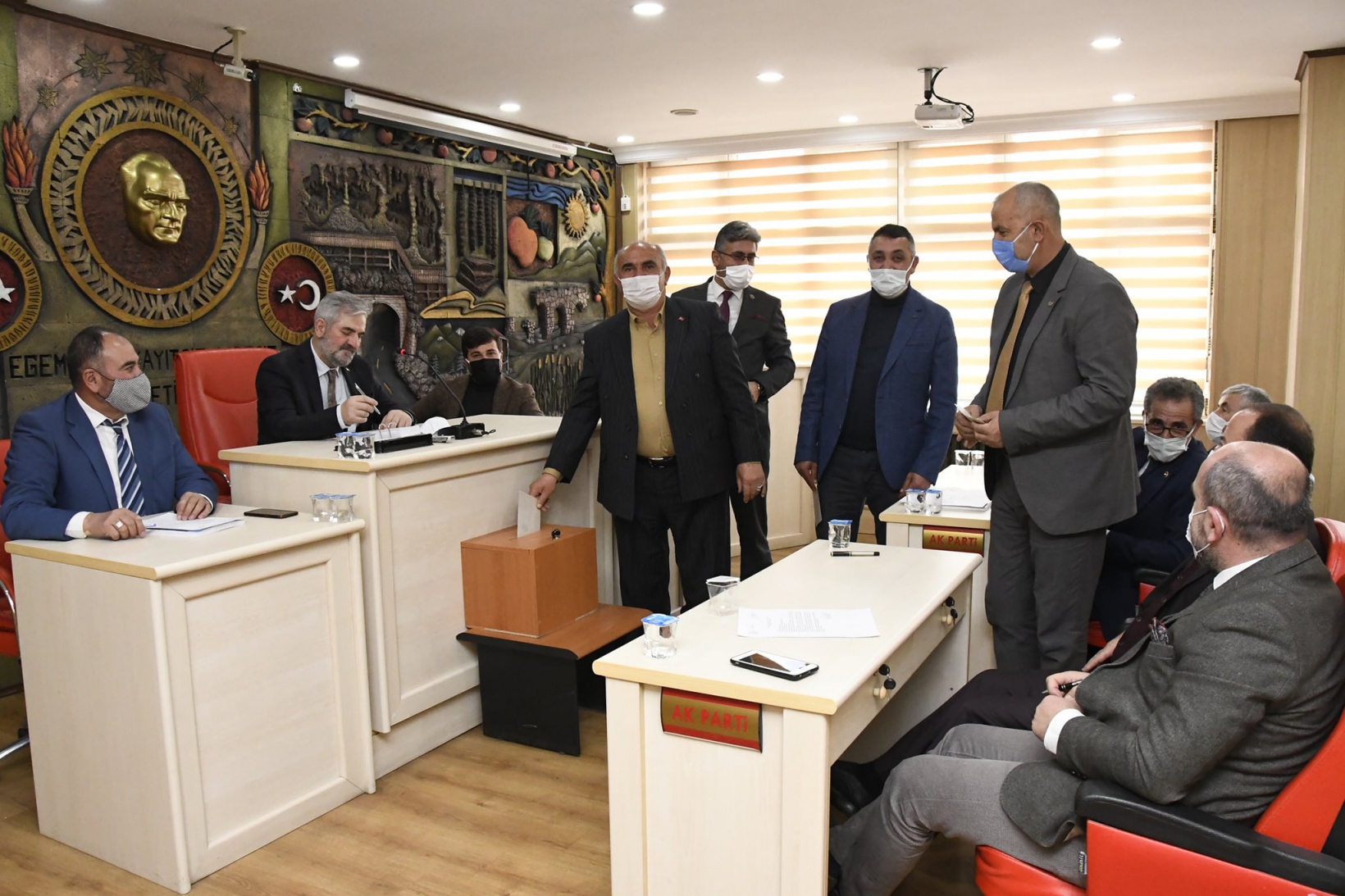 Erdoğdu oy birliğiyle güven tazeledi 7