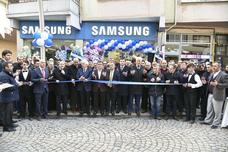 Gümüşhane Samsung bayii dualarla açıldı 2
