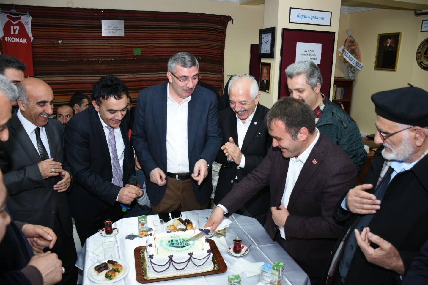 Dörtkonaklılar derneği yeni yerine taşındı 8