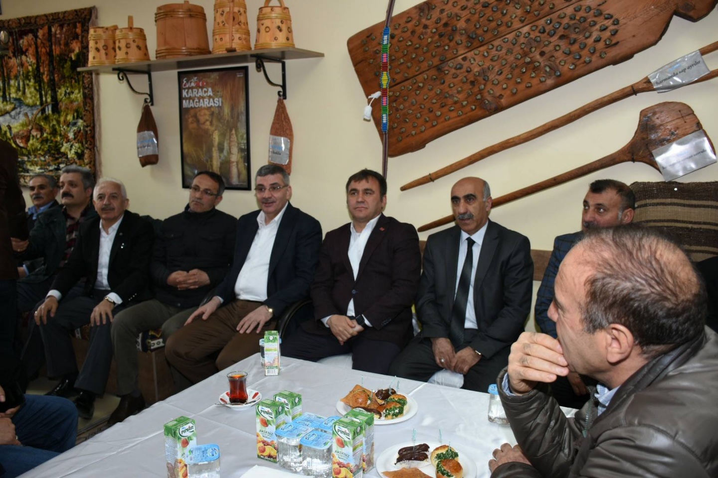 Dörtkonaklılar derneği yeni yerine taşındı 6