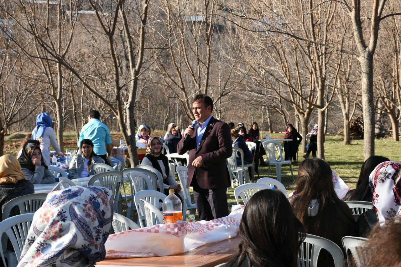 Çiçek Apart’tan 1.Geleneksel Bahar Şenliği 5