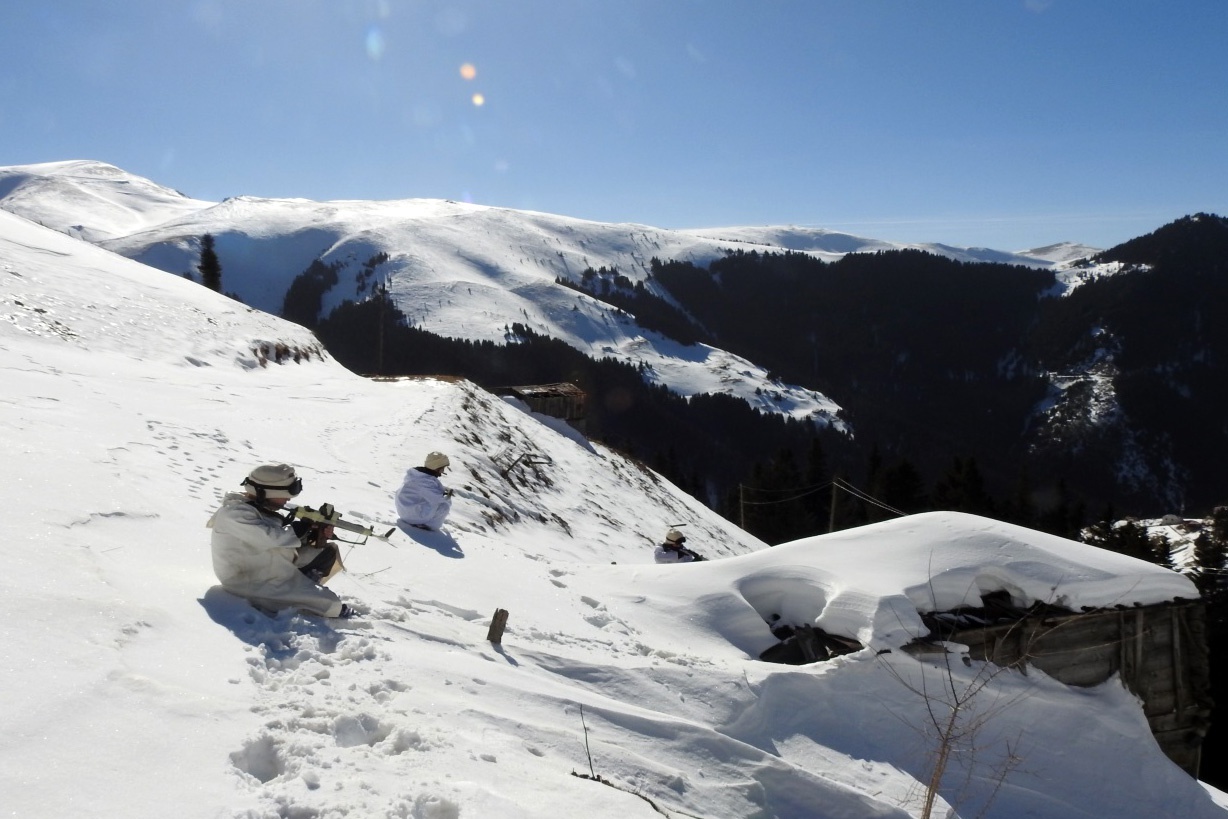 Gümüşhane dağlarında kış operasyonları devam ediyor 5