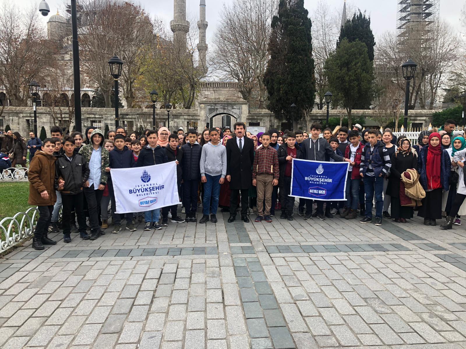 İstanbul’dan Gümüşhaneli çocuklar geçti 20