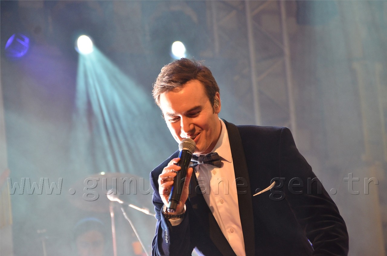 Feshane Tanıtım Günlerinde Mustafa Ceceli Sahne Aldı 7