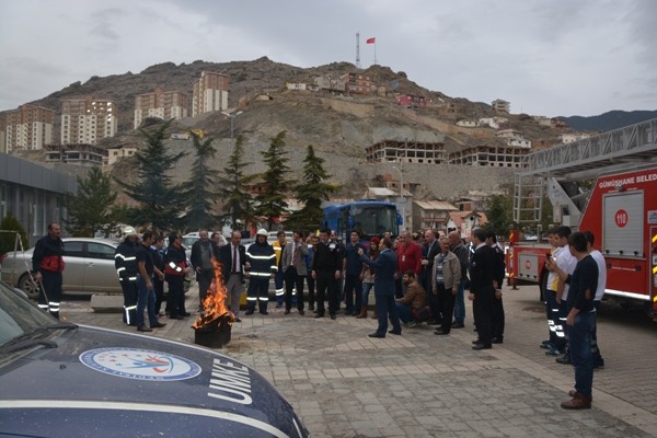 Gümüşhane Devlet Hastanesinde Gerçeği Aratmayan Yangın Tatbikatı 7