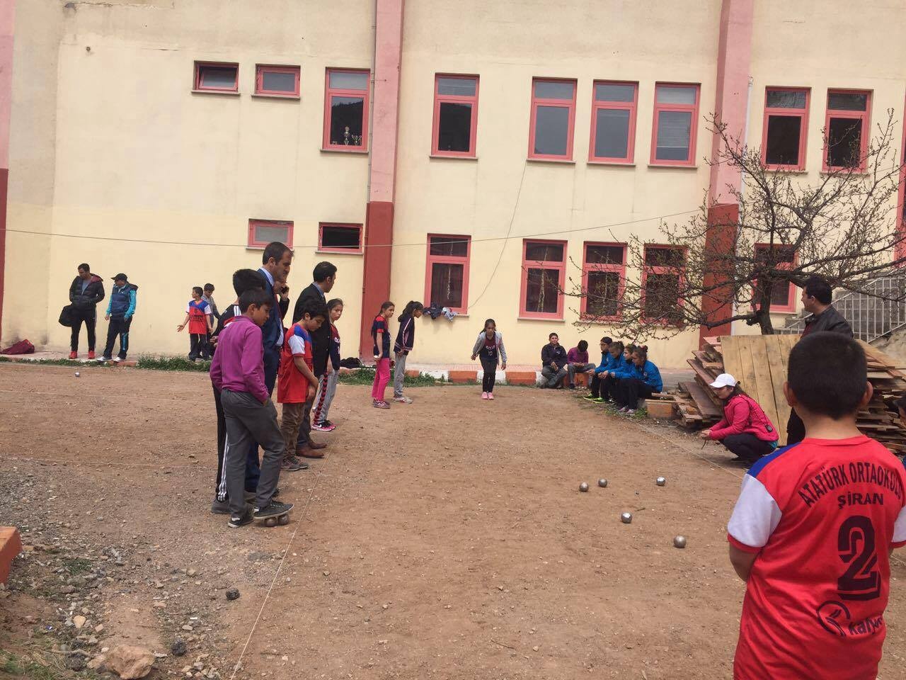 Okullar arası Bocce müsabakaları sona erdi 5