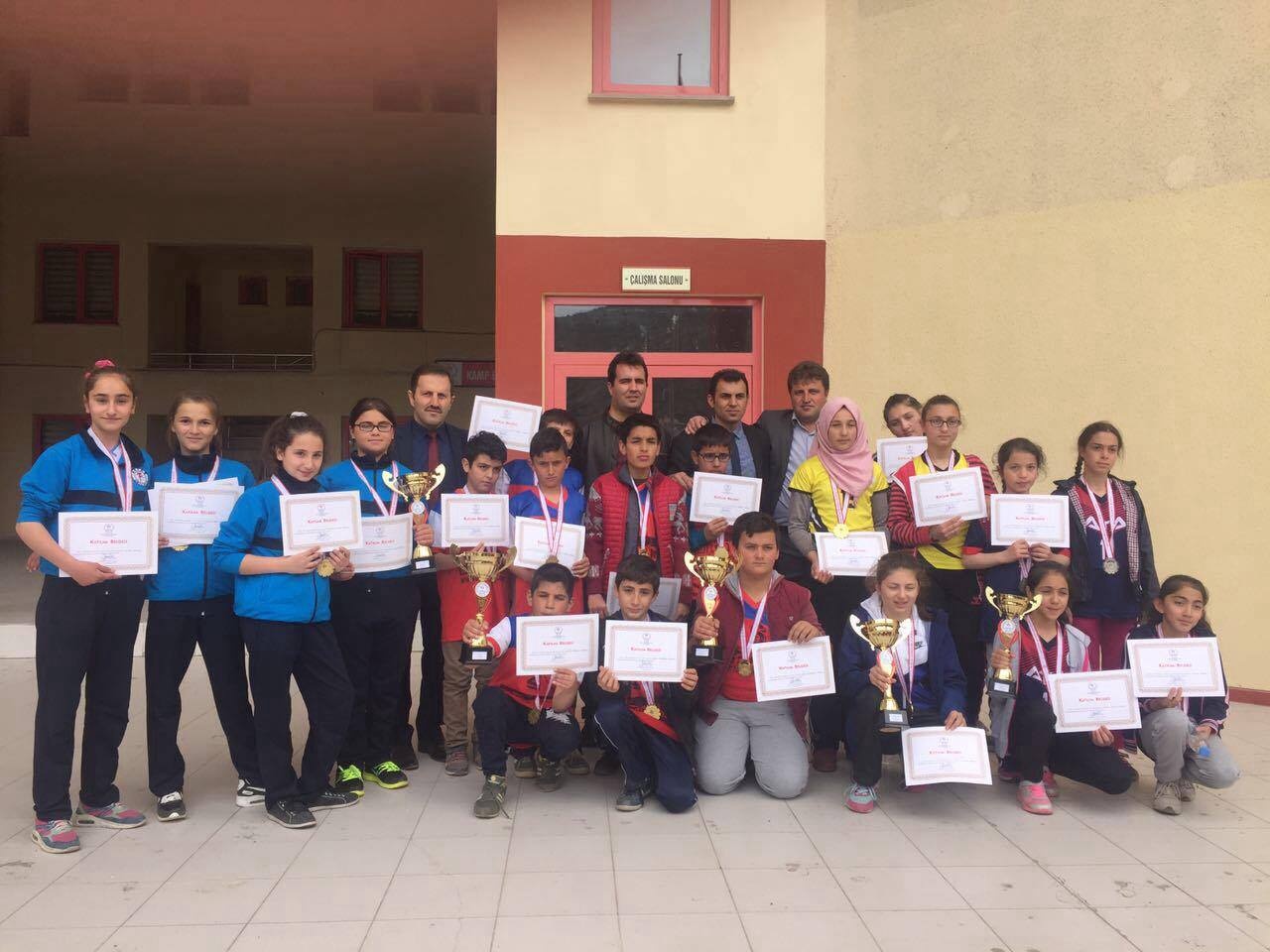 Okullar arası Bocce müsabakaları sona erdi 1