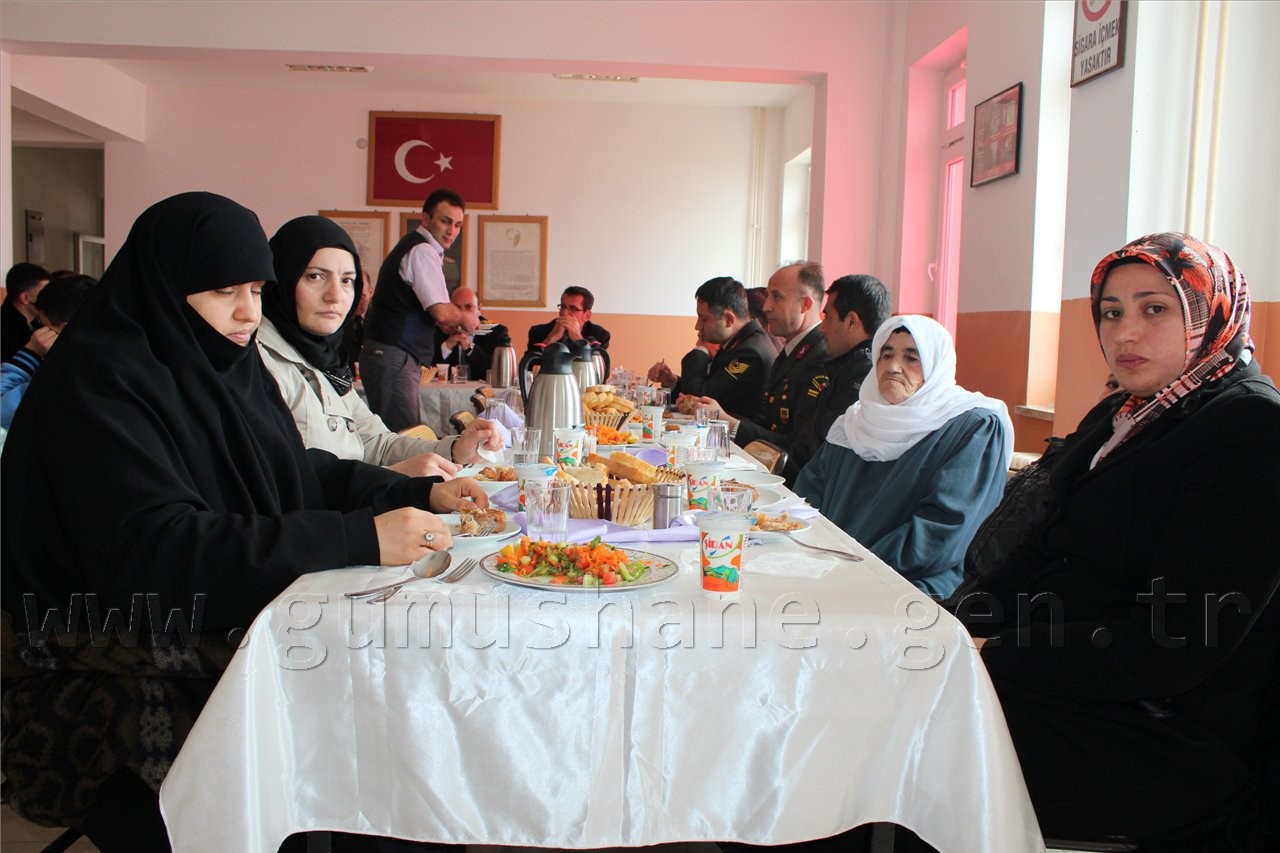 Şiran'da Mehmetçik Şehit Aileleri İle Buluştu 4