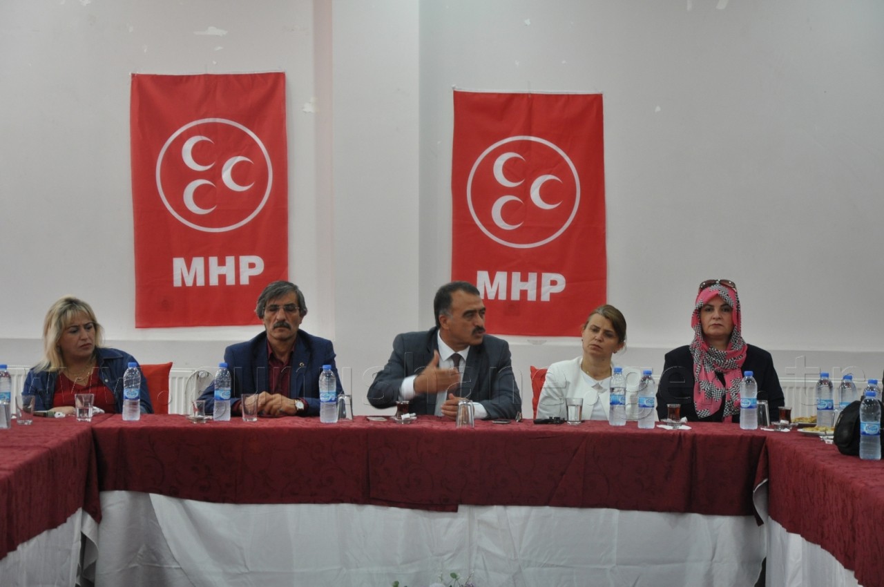 Canlı, adaylığını açıkladı 1