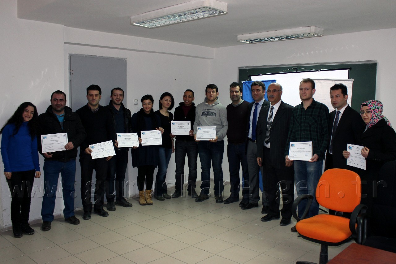 Gümüşhane'de Genç Girişimciler Sertifikalarını Aldı 1