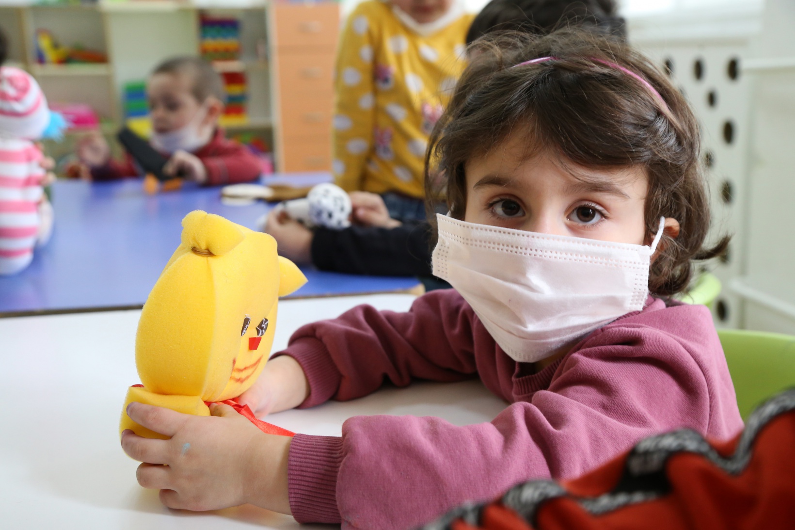 Minik ellerden kalpleri ısıtacak proje 9