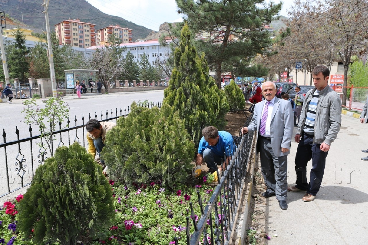 Gümüşhane'ye 50 Bin Çiçek 1