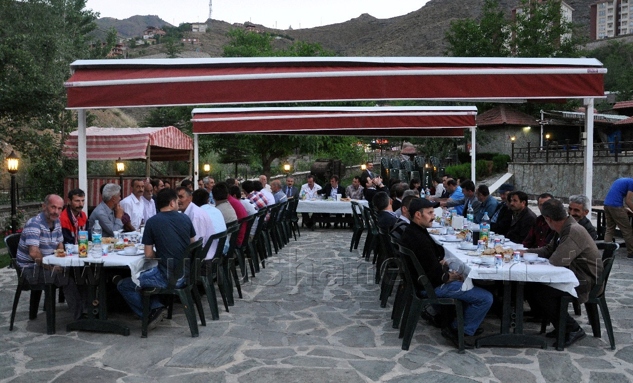 Temizlik İşlerinden Geniş Katılımlı İftar 1