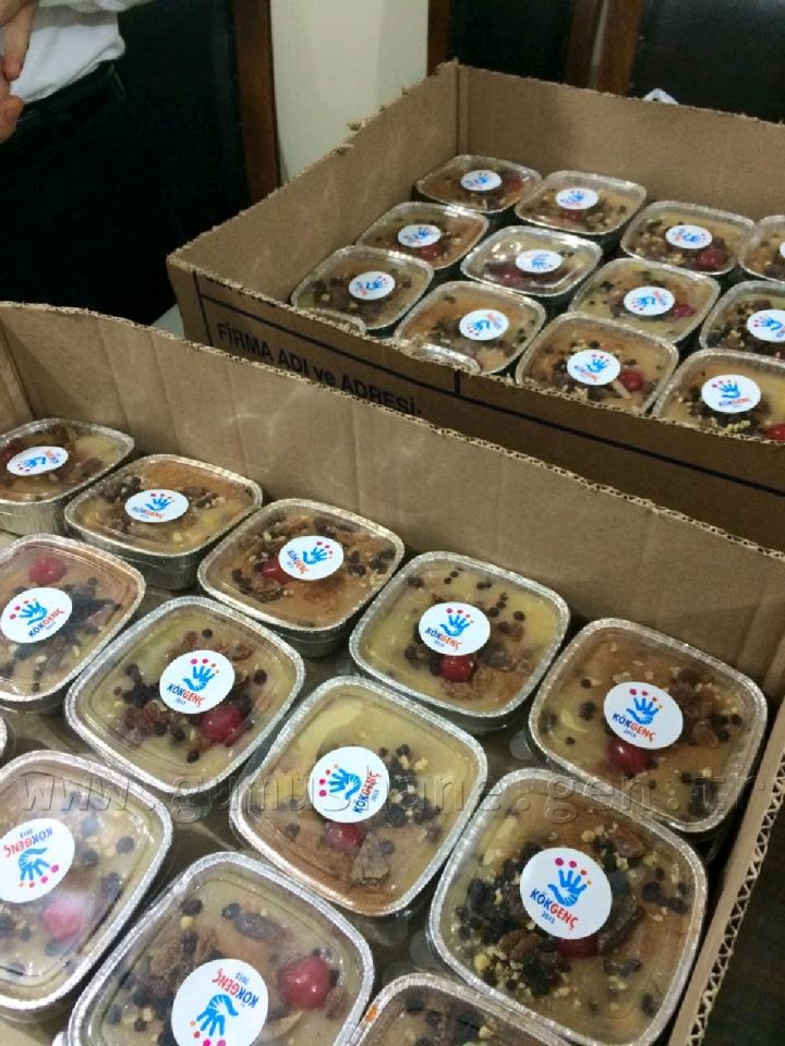 KÖKGENÇ'ten Aşure Dağıtımı 1