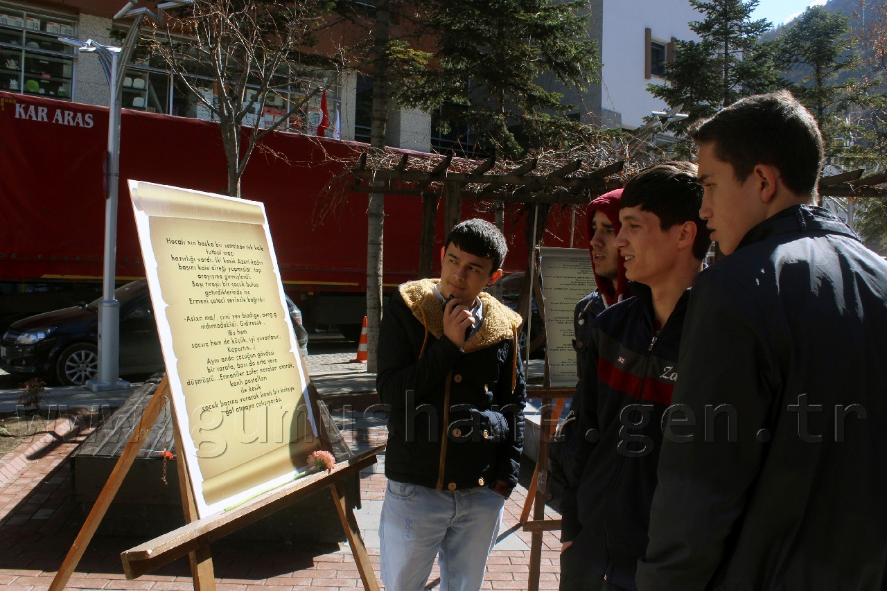 Gümüşhane’de Hocalı Katliamının Yıldönümünde Fotoğraf Sergisi Açıldı 1