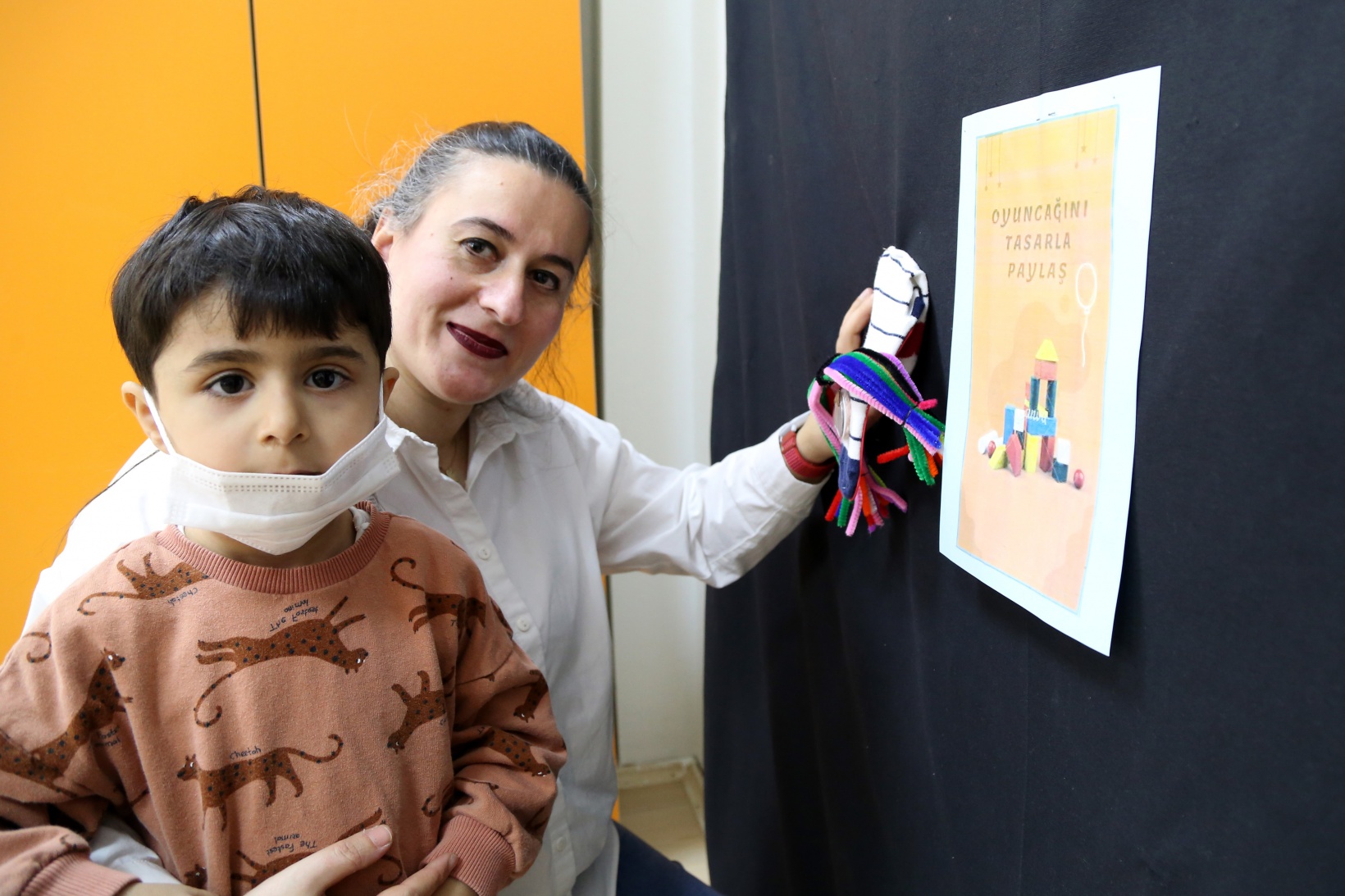 Minik ellerden kalpleri ısıtacak proje 4