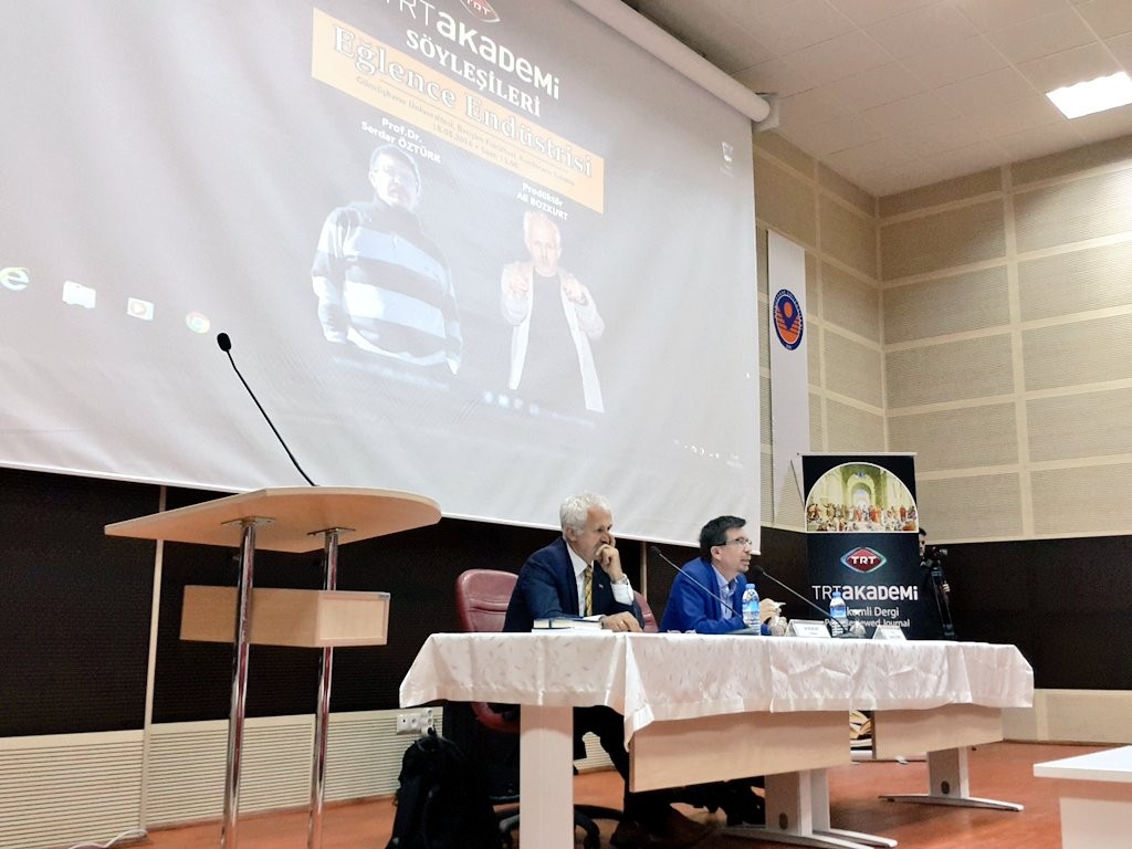 TRT Akademi Dergisi GİF'te 1