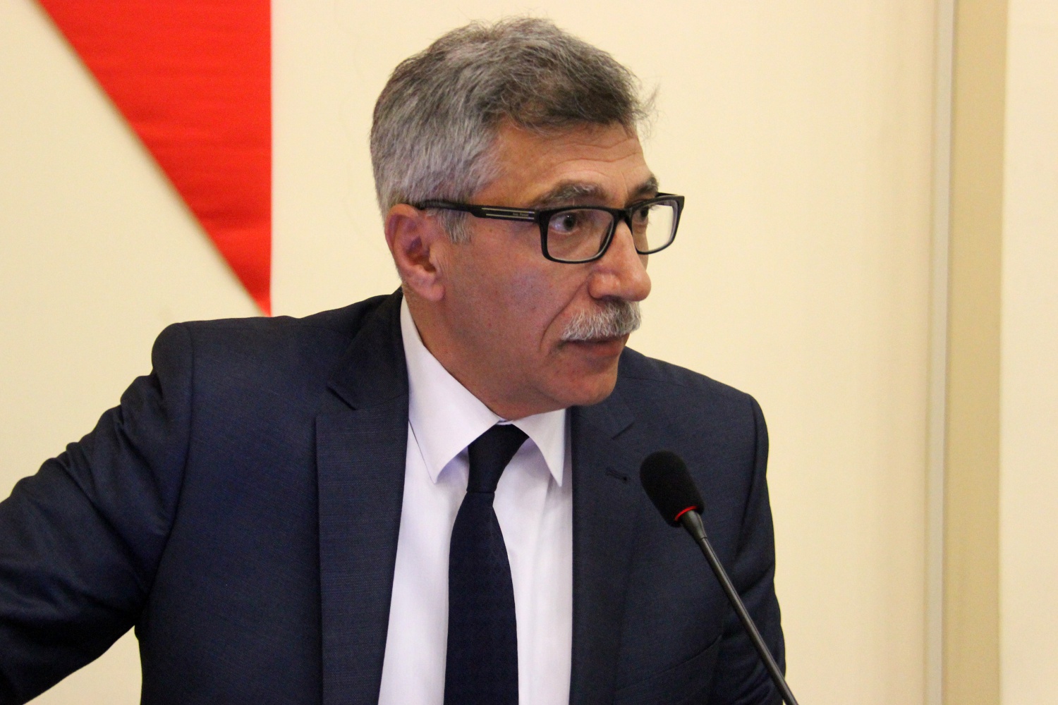 Birlik Vakfı’ndan ‘Osmanlı’da Yaşamak’ Konferansı 3