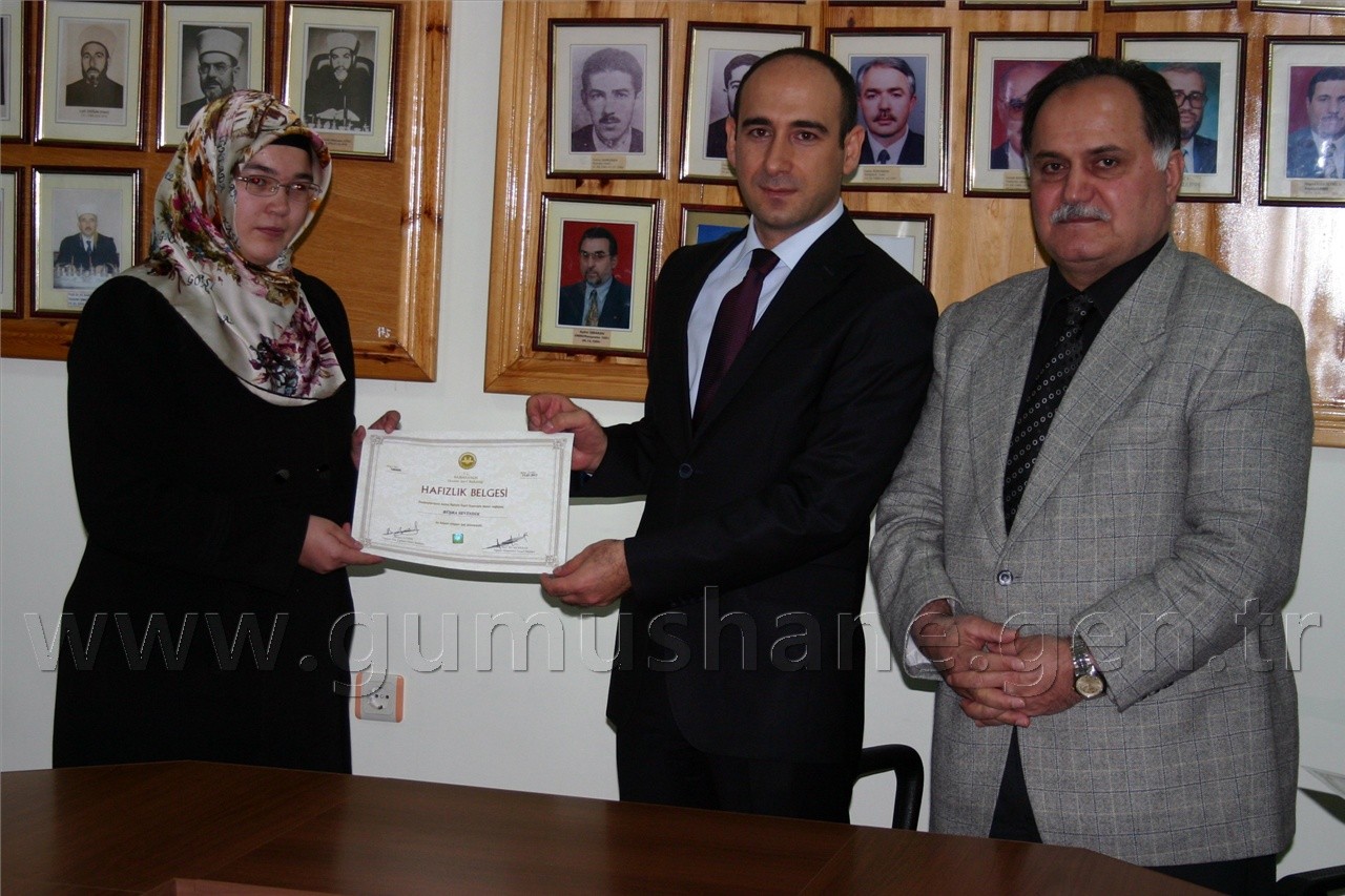 Gümüşhaneli Hafızlar Belgelerini Aldı 1