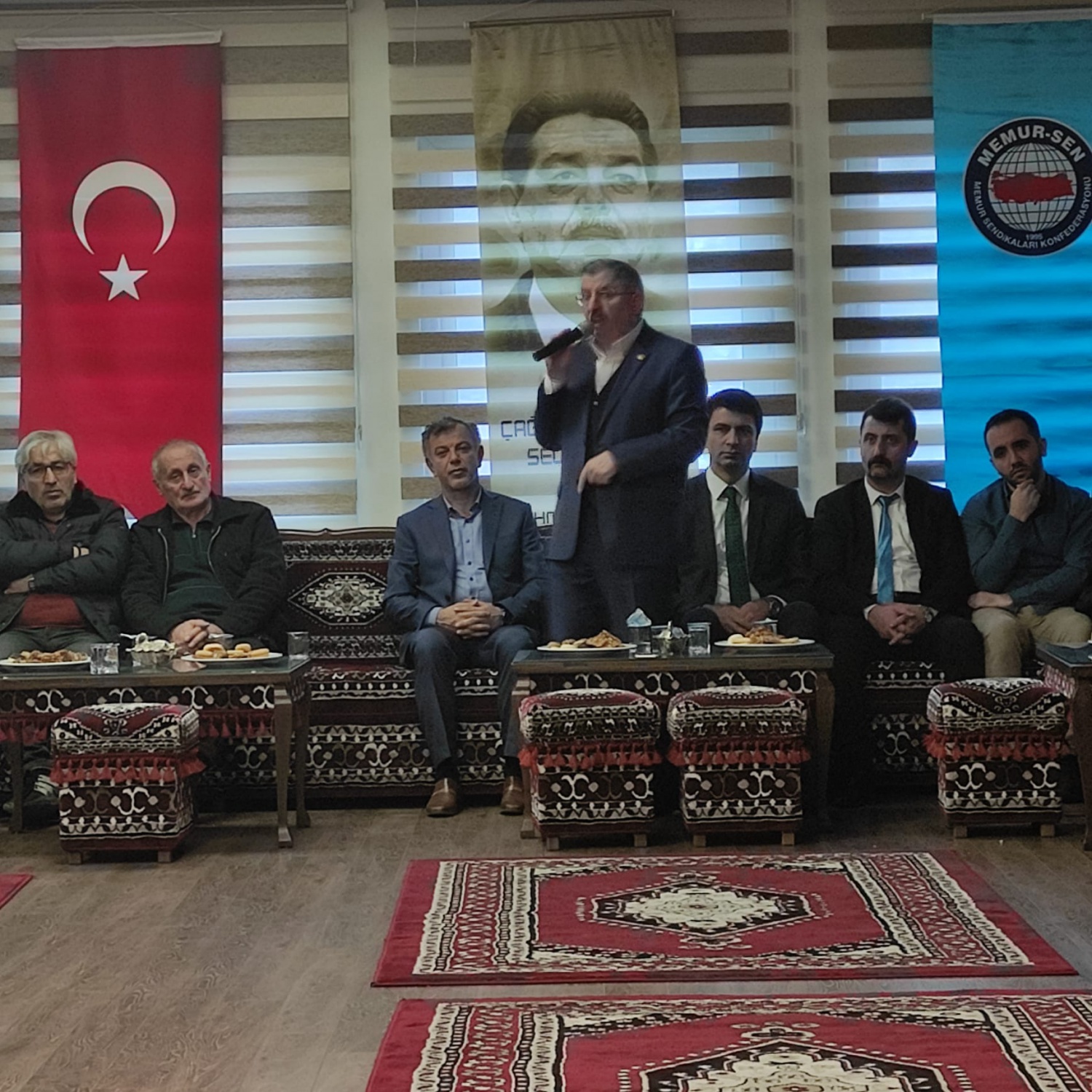 Gündoğdu, memleketinde Memur-Sen ailesiyle buluştu 14