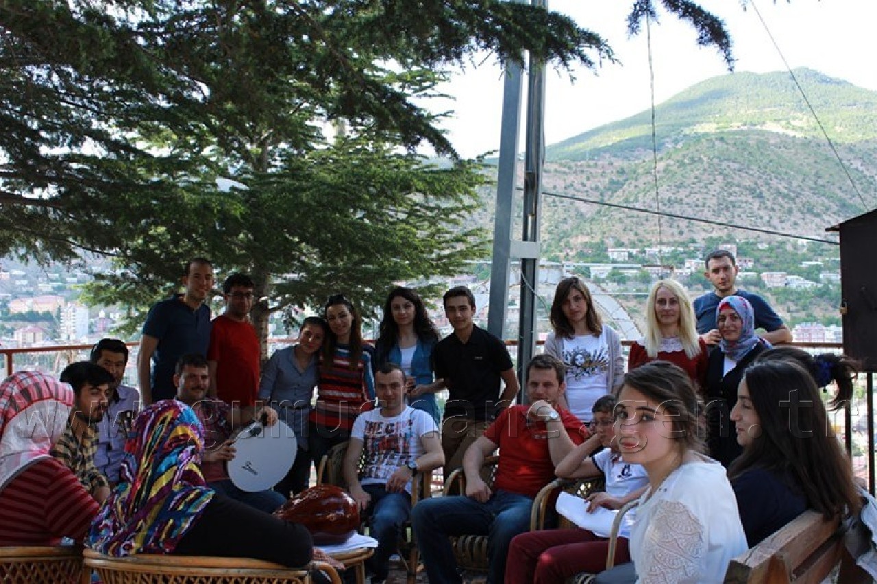 Gençlik Merkezi Üyeleri Piknikle Stres Attı 1