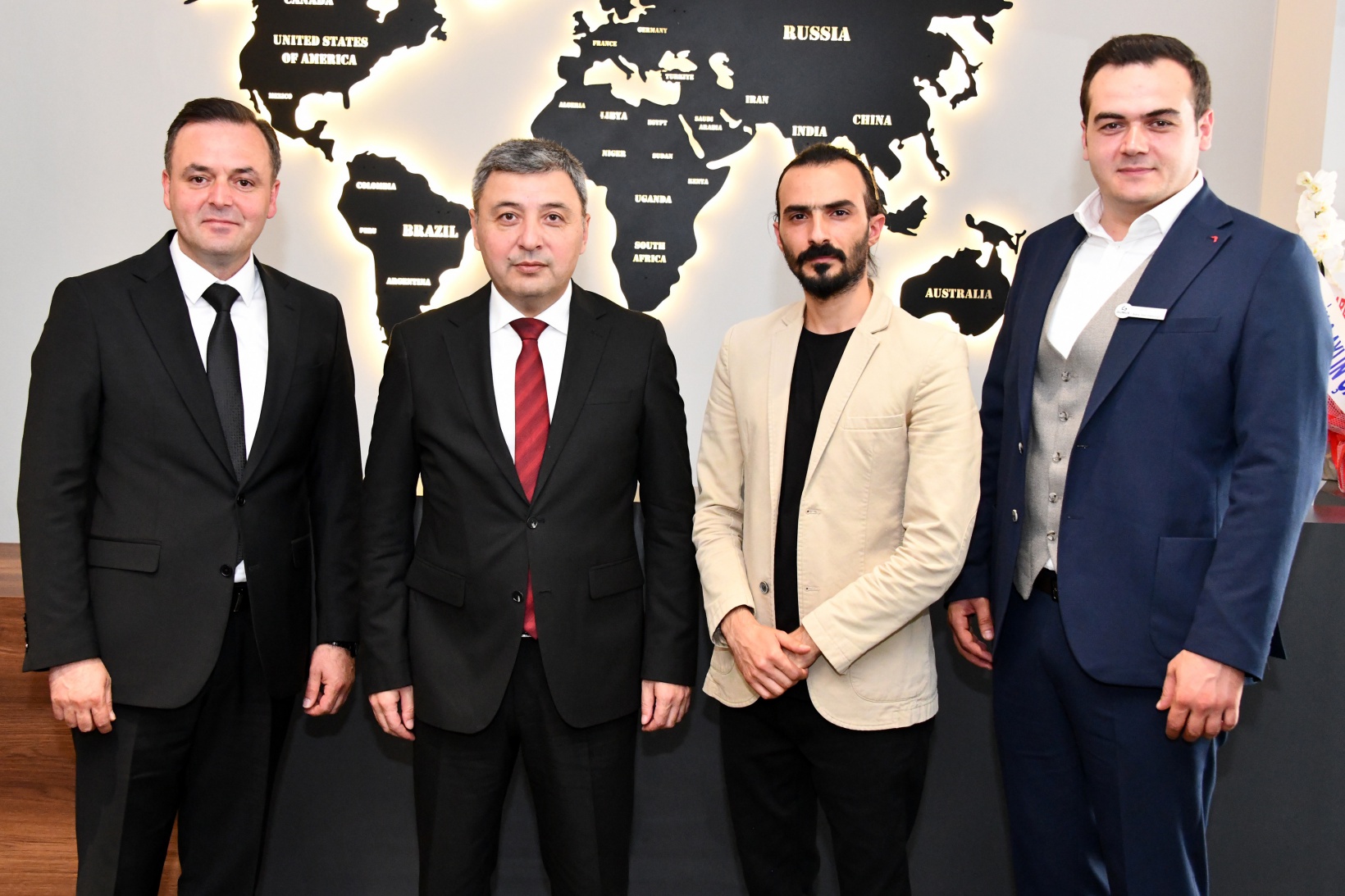 Gümüş Otel'e görkemli açılış 30