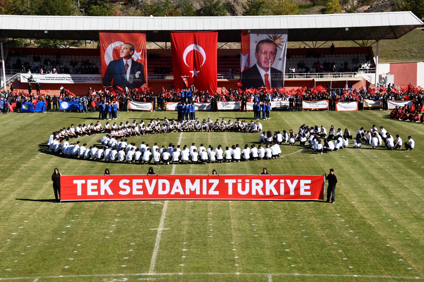 Gümüşhane’de Cumhuriyet’in 101. yılı coşkuyla kutlanıyor 53