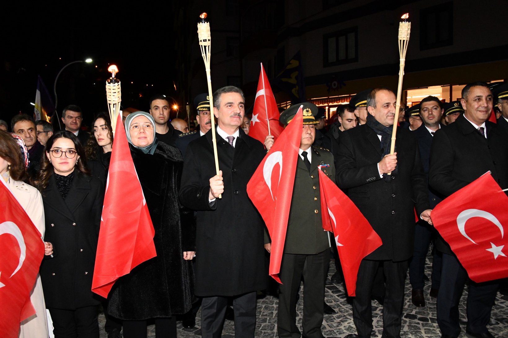 Gümüşhane’de 29 Ekim coşkusu fener alayı ve kabul töreniyle taçlandı 46
