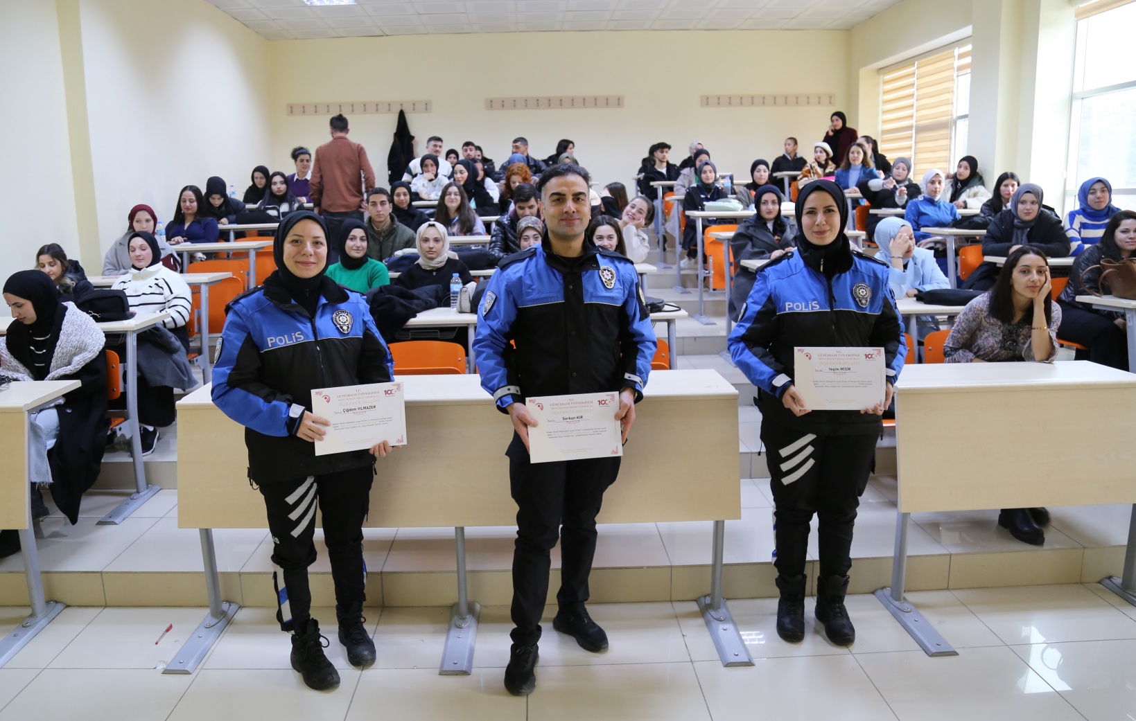 GÜ’de Toplum Destekli Polislik Uygulamaları konuşuldu 2