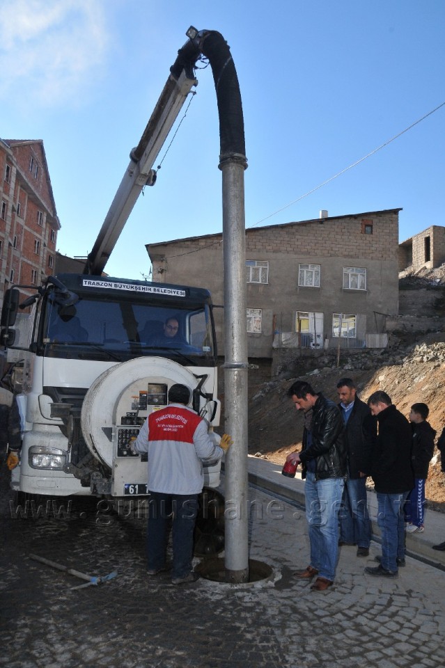 Kanalizasyon hatları temizlendi 4