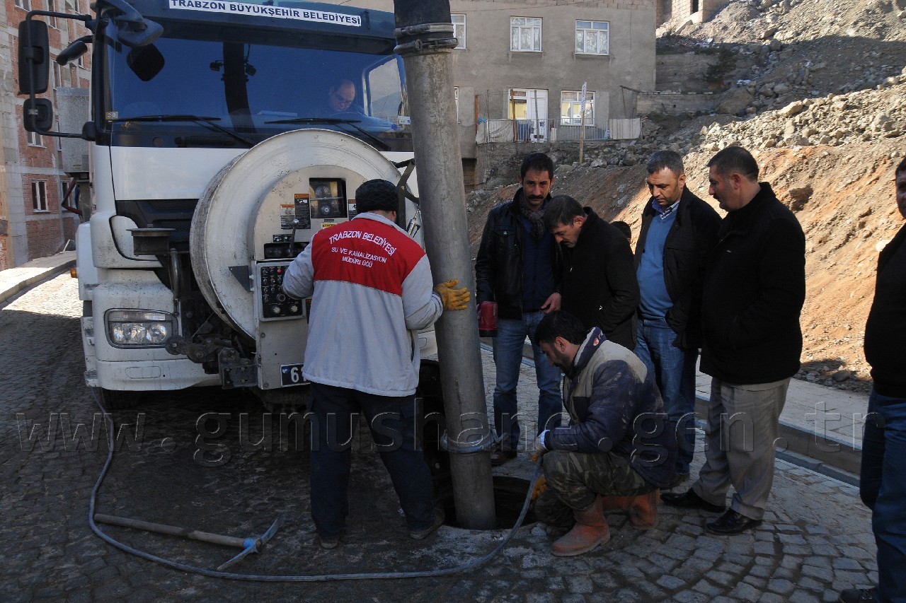 Kanalizasyon hatları temizlendi 5