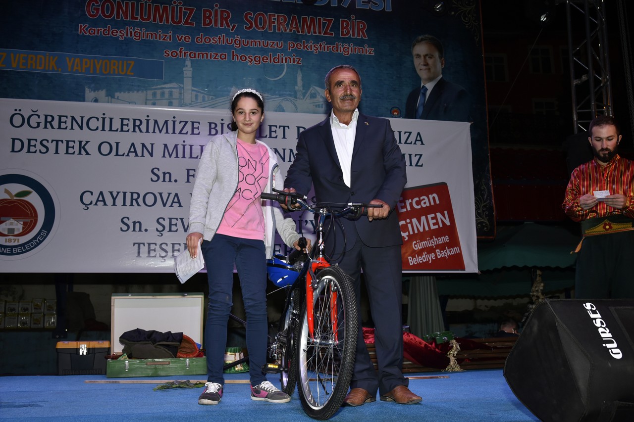 Gümüşhane’de öğrencilere 500 bisiklet dağıtıldı 17