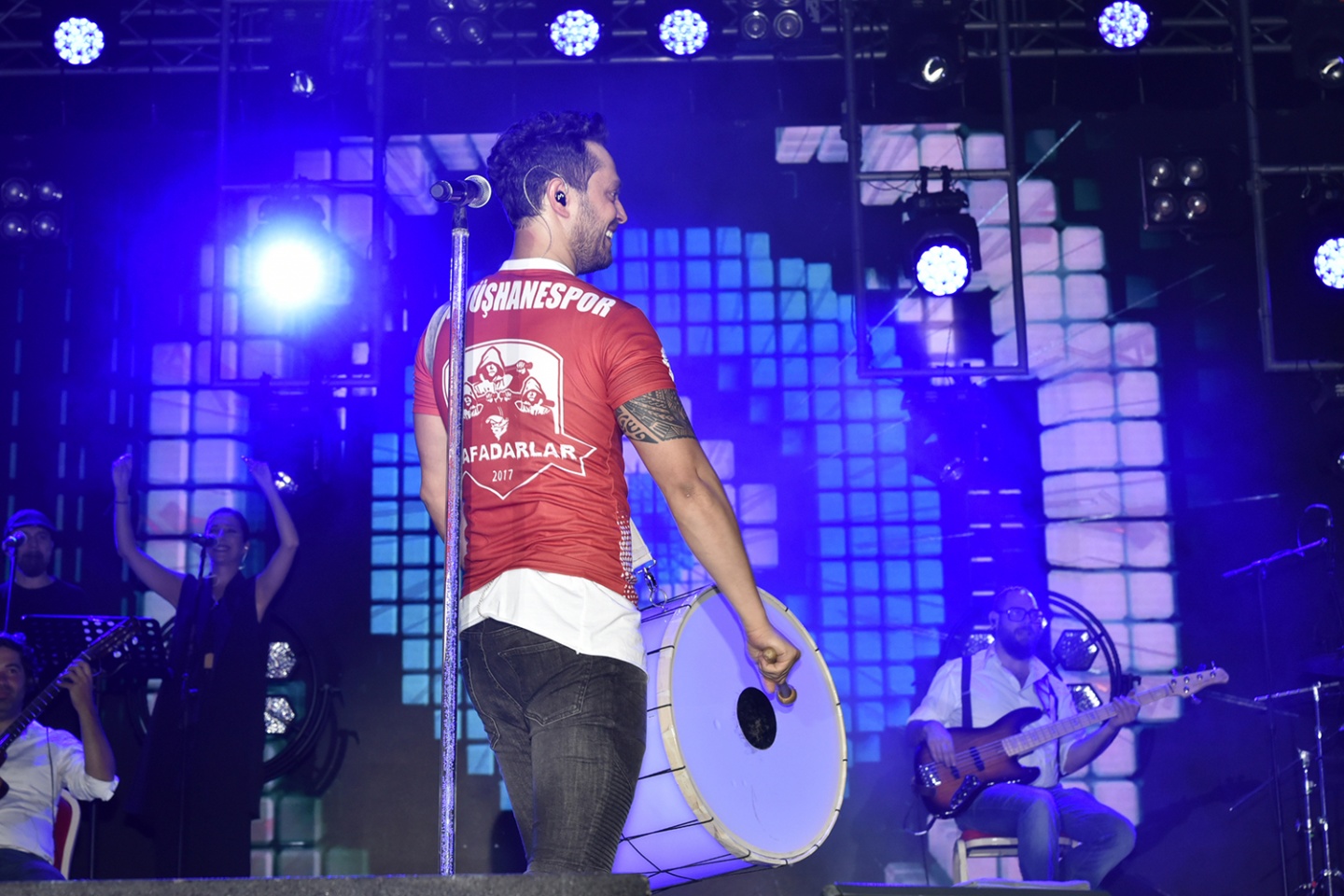 Festival sona erdi 9