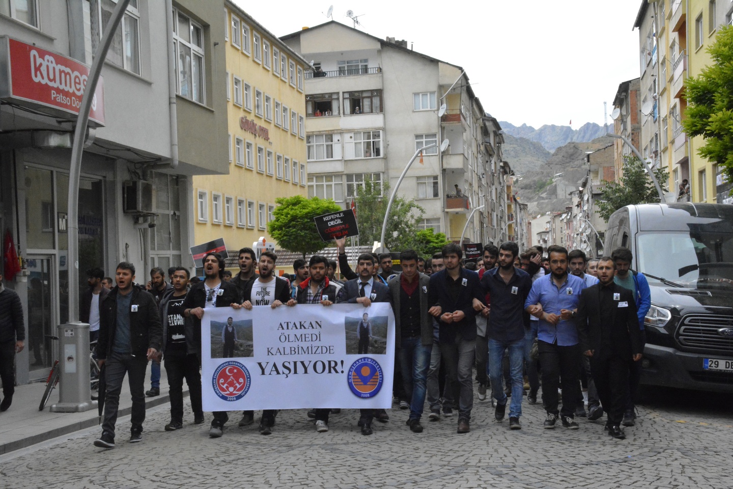 Atakan memleketine uğurlandı 28