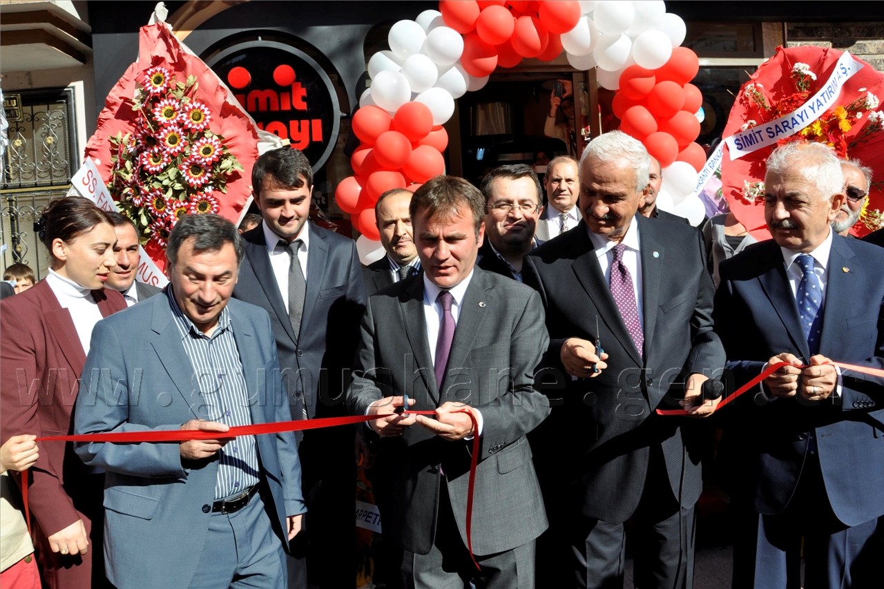 Gümüşhane’de Simit Sarayı Açılışı Yapıldı 3