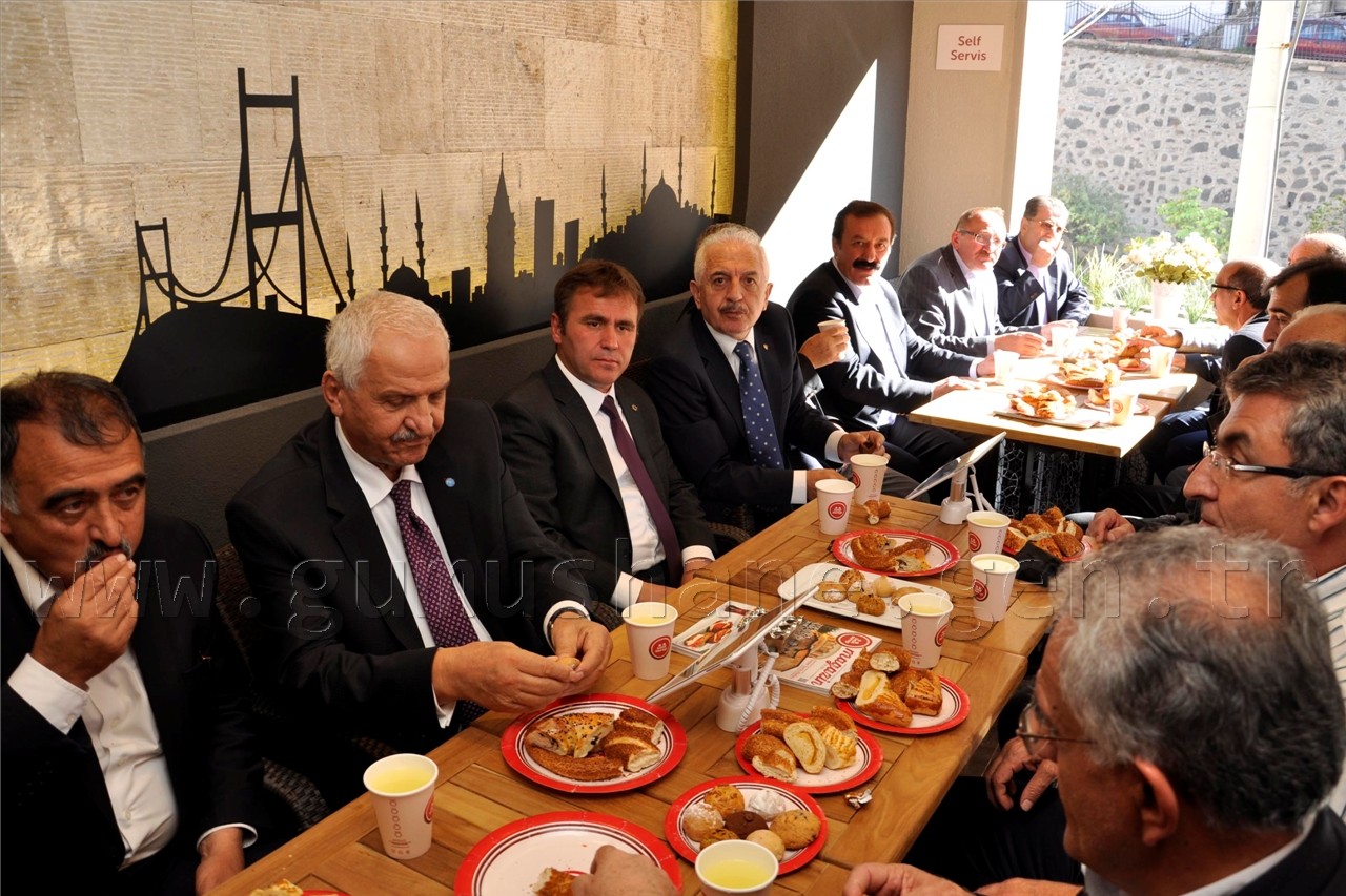 Gümüşhane’de Simit Sarayı Açılışı Yapıldı 4