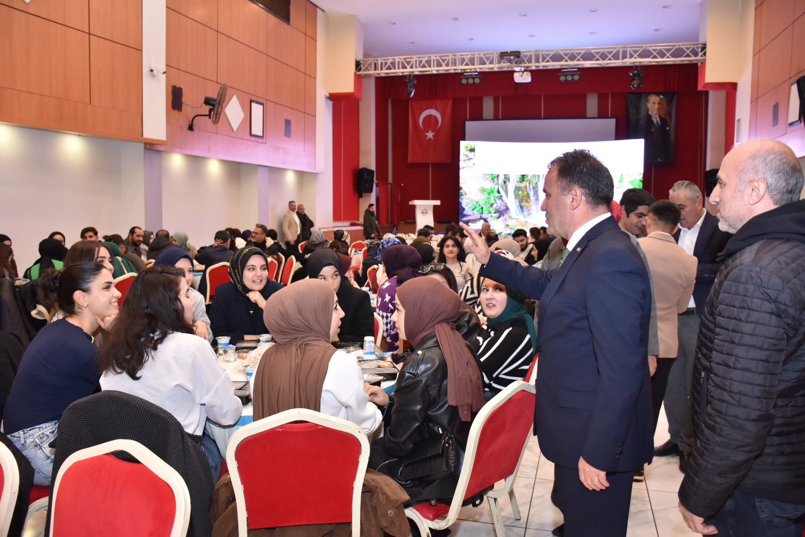 Dadaşlardan Başkan Çimen’e yoğun ilgi 1