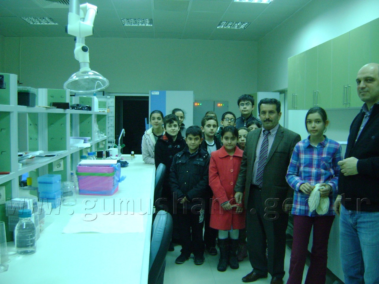 Bilim ve Sanat Merkezi Öğrencileri Gümüşhane Üniversitesi Merkez Laboratuvarı’nda 3