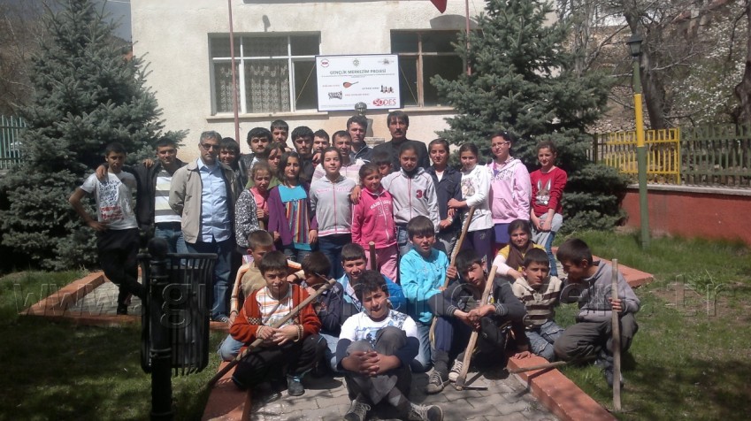 Tekke Gençlik ve Spor Kulübünden Fidan Dikimi 8