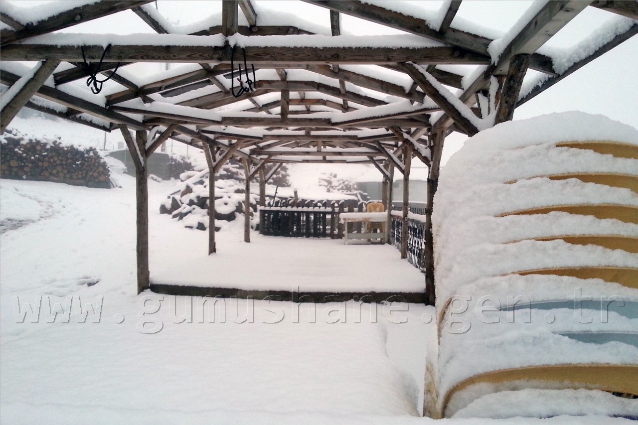 Zigana Dağında Kar Sürprizi 1