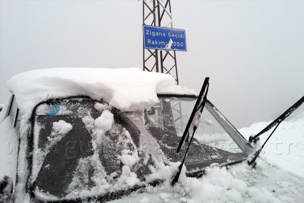 Zigana Dağında Kar Sürprizi 2