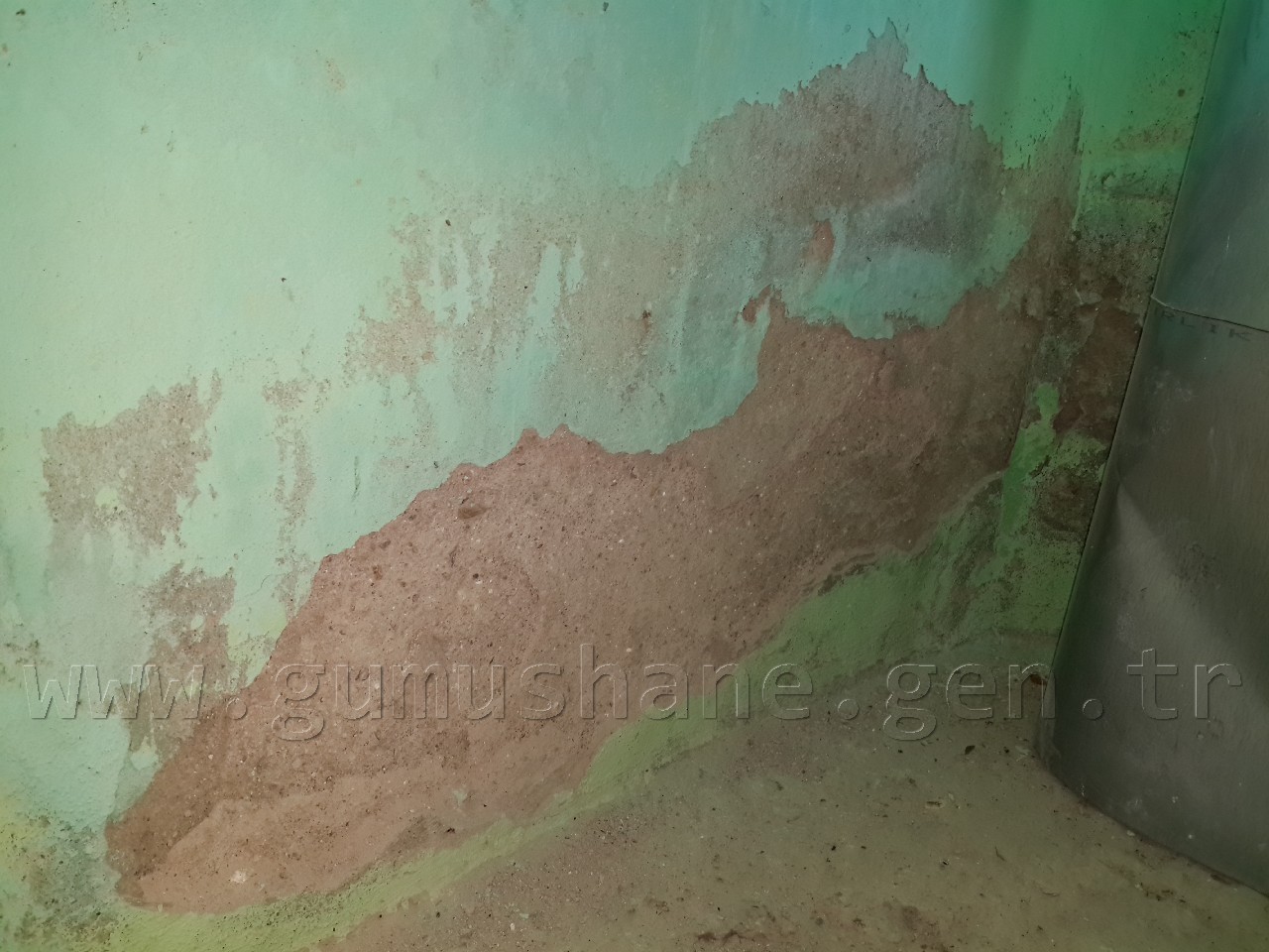 Firdevs Hatun Türbesinin Durumu İçler Acısı 1