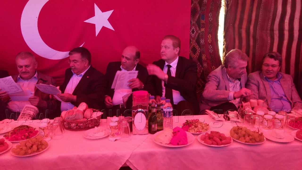 Milletvekili Üstün'ün Yoğun Bayram Mesaisi 6