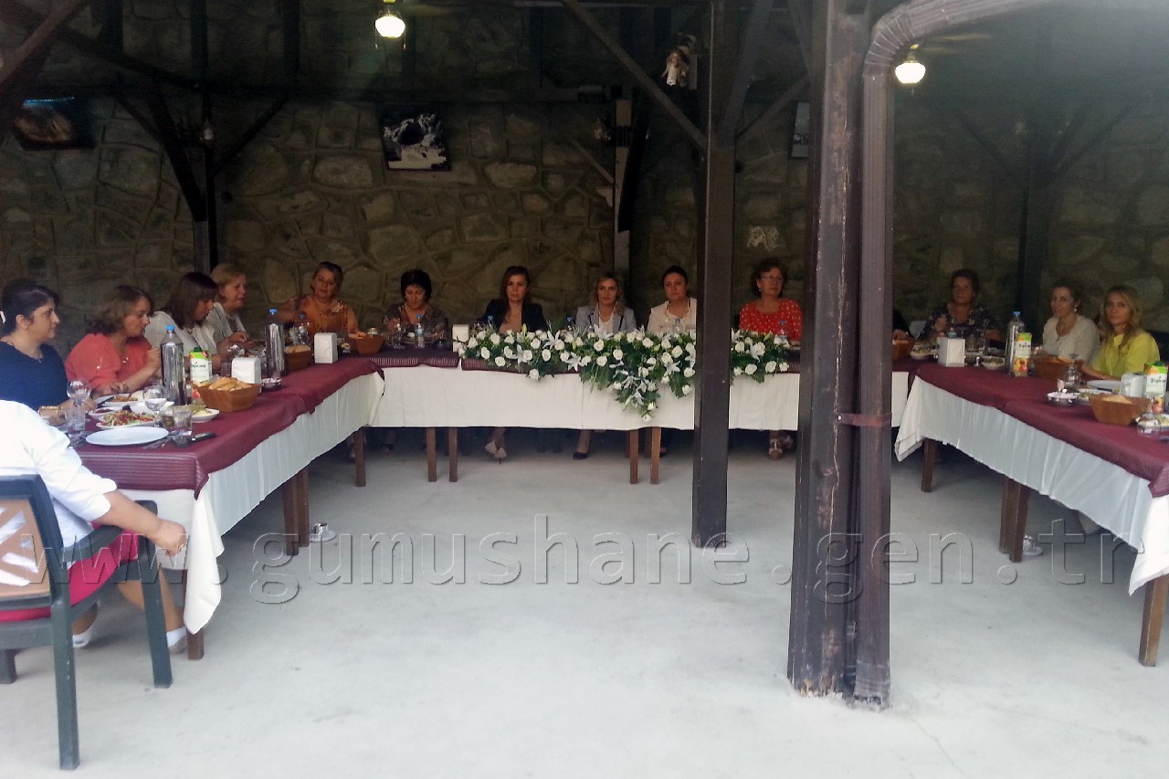 Bayan Yavuz, Kadın Birlikleriyle Biraraya Geldi 3