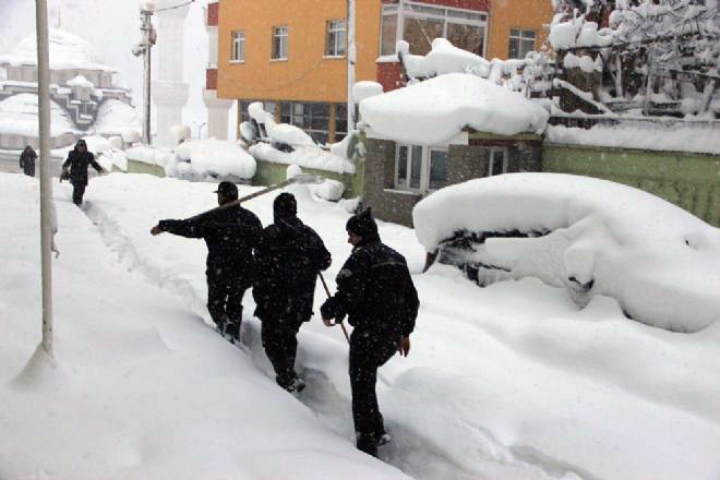 Kürtün’de kar felaketi 6