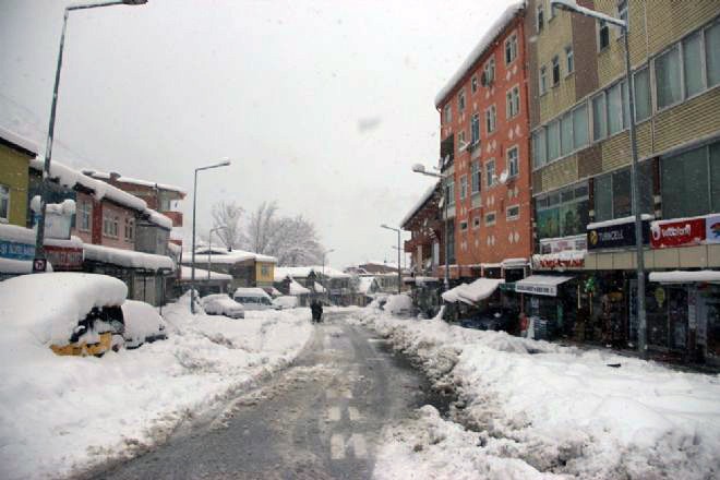 Kürtün’de kar felaketi 11