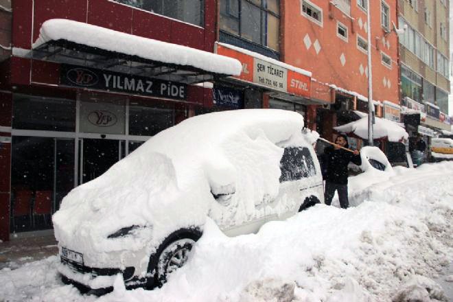 Kürtün’de kar felaketi 15
